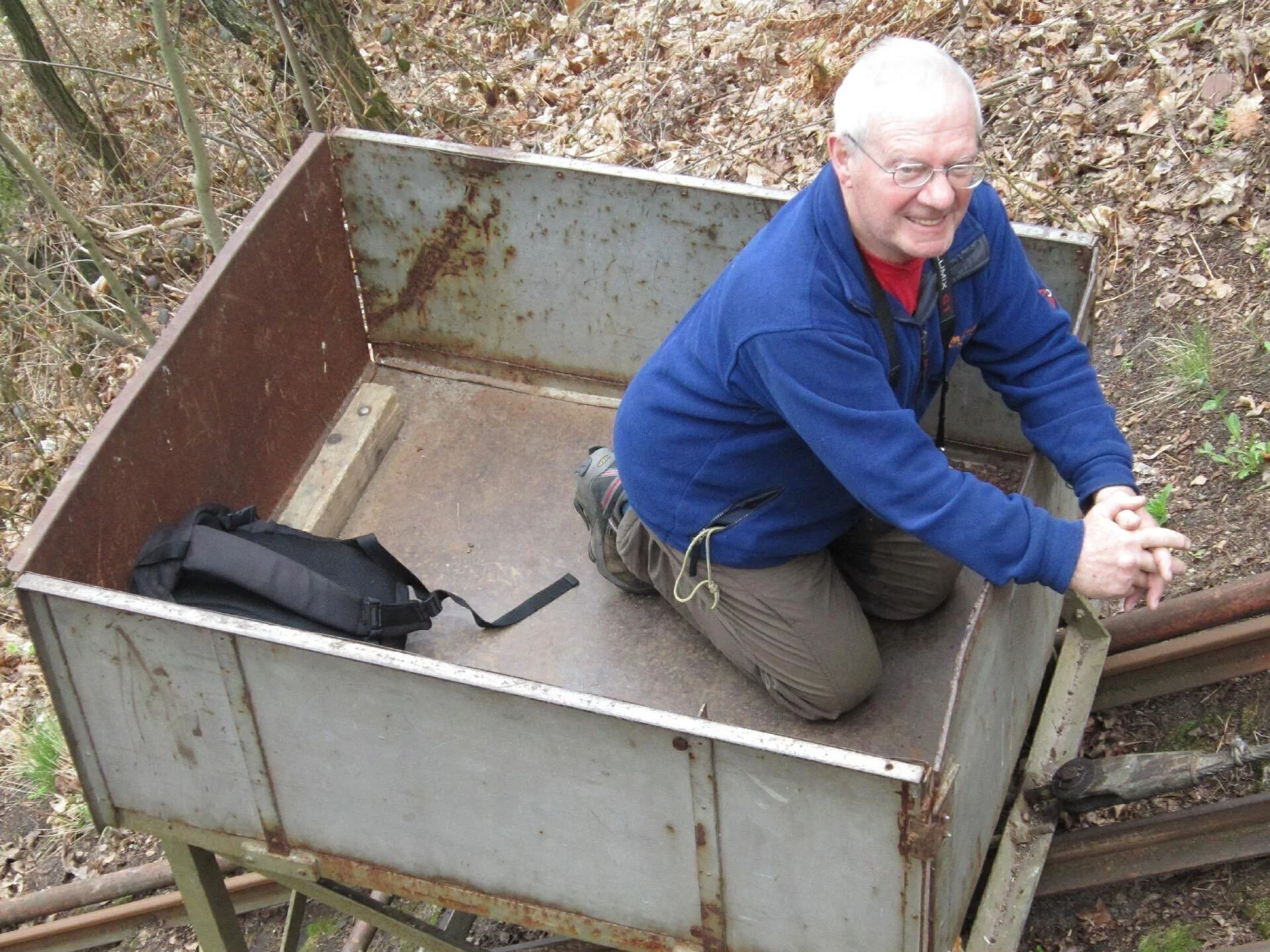 Lothar Roßner beim Materiallift der Karl-Stein-Hütte | © DAV Leipzig