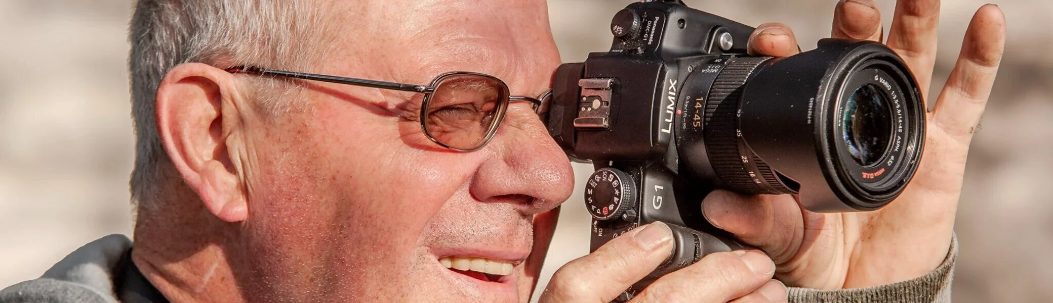 Lothar Roßner beim Fotografieren | © DAV Leipzig