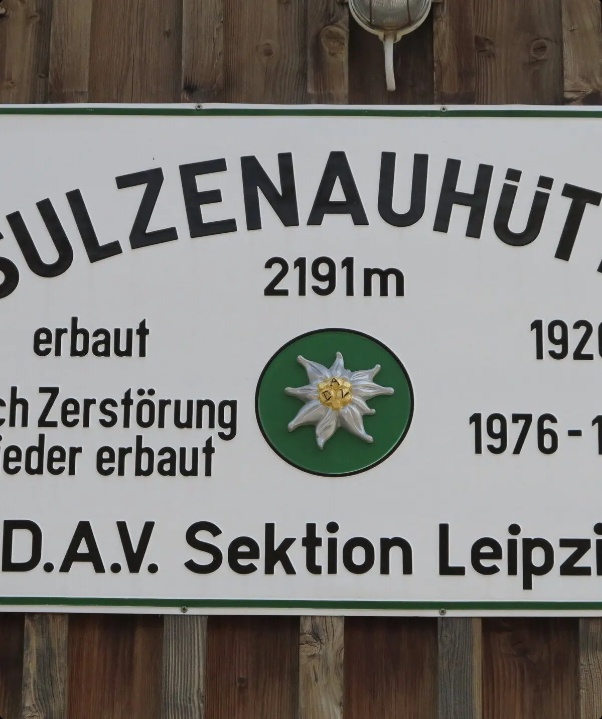 Schild Sulzenauhütte DAV Sektion Leipzig | © Peter Zahn