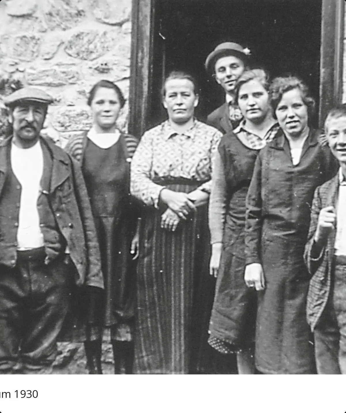 Hüttenbesatzung um 1930 | © Archiv